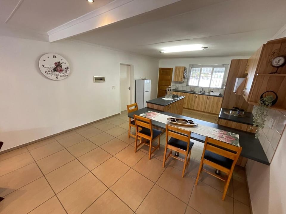 R&A Cottage Apartment in Windhoek