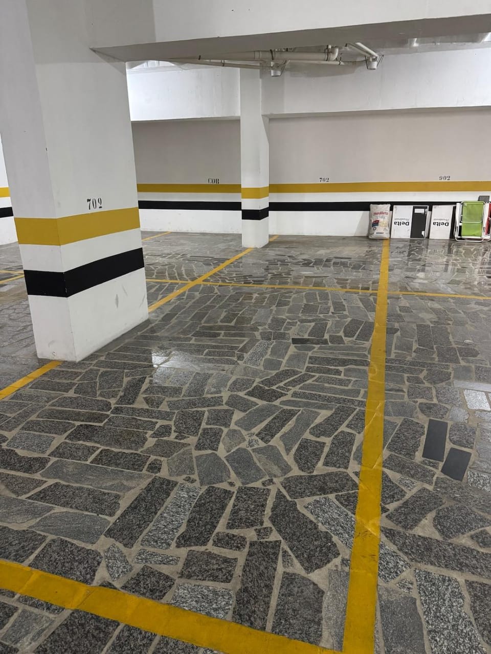 Apartamento na Praia do Morro com 2 vagas de garagem Apartment in Guarapari