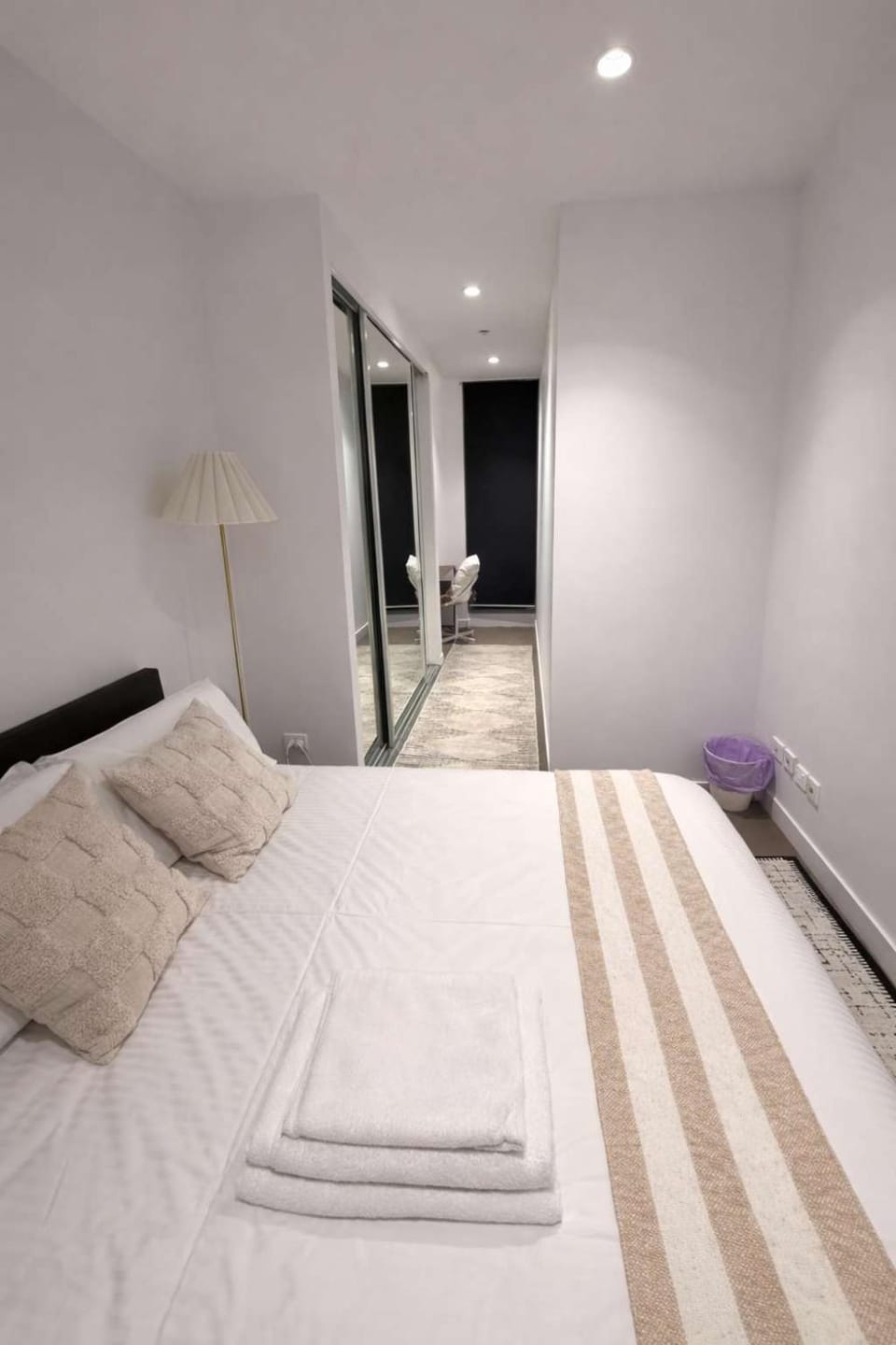Skyline Heights Apartment in Southbank