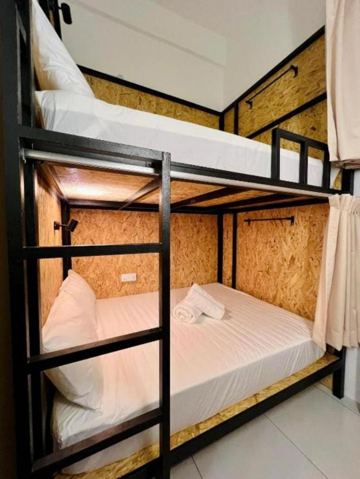 Amore Stay by BNB4U Love Lane, Penang Capsule hotel in George Town