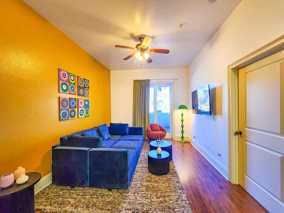 30A Inn & Suites Signature King Suite Apartment in South Walton County