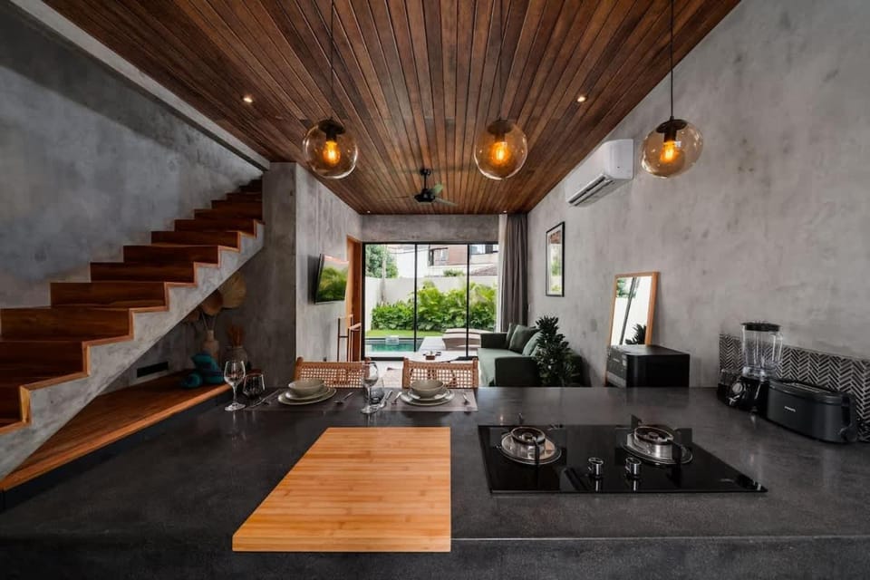 Tropical Hideaway Villa with Private Plunge Pool Villa in North Kuta