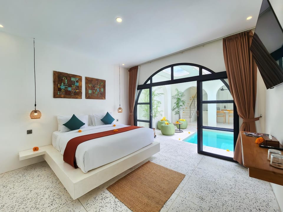 Bed, View (from property/room), Bedroom