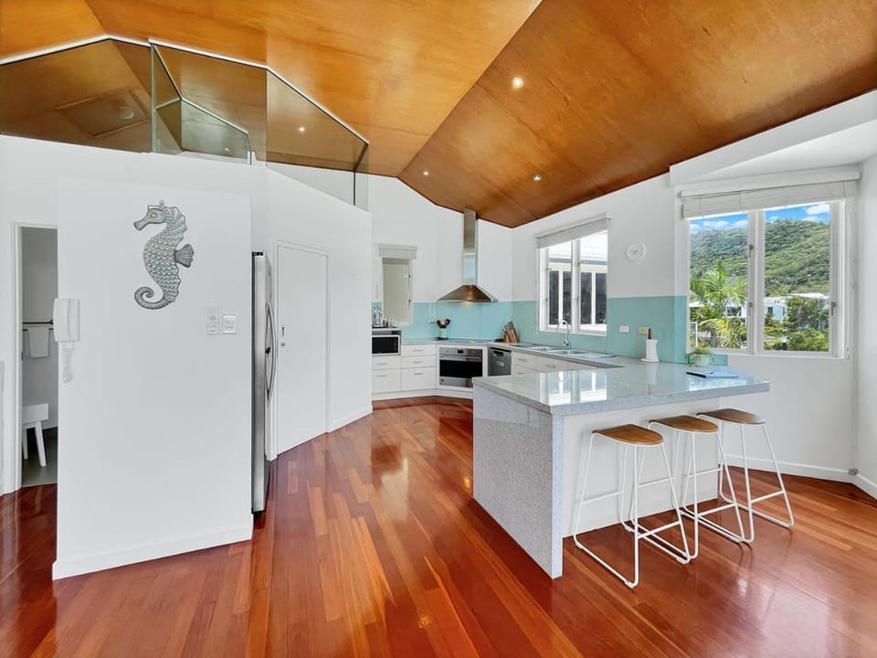 Solmar At The Waters Edge Apartment in Queensland