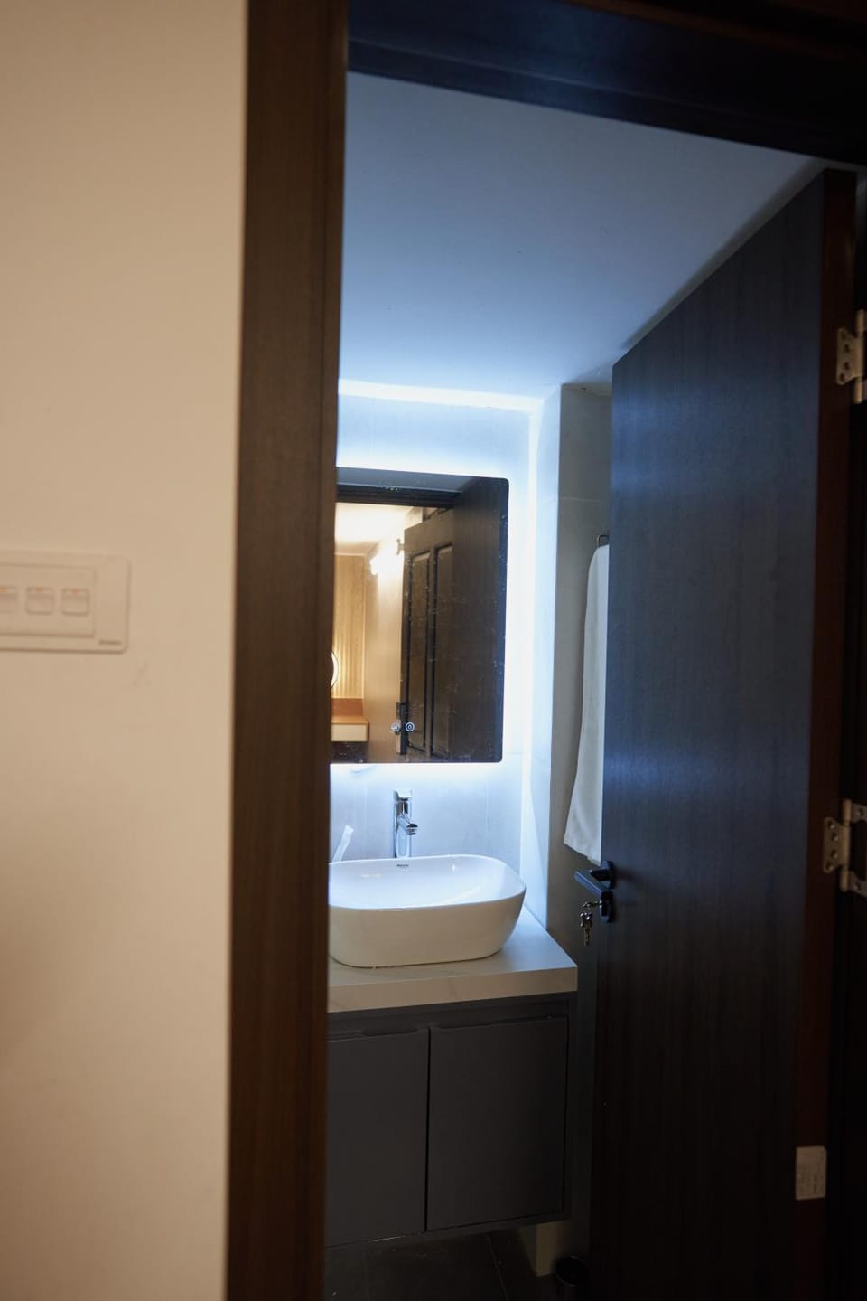 Private saving room for a solo traveller in Nightmarket, Hanoi Vacation rental in Hanoi