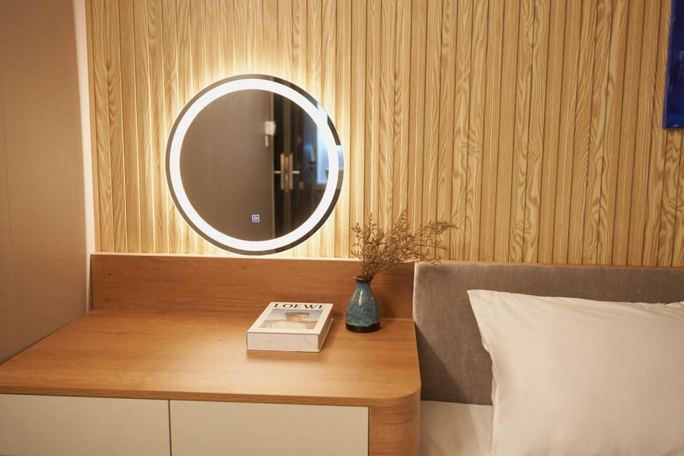 Private saving room for a solo traveller in Nightmarket, Hanoi Vacation rental in Hanoi