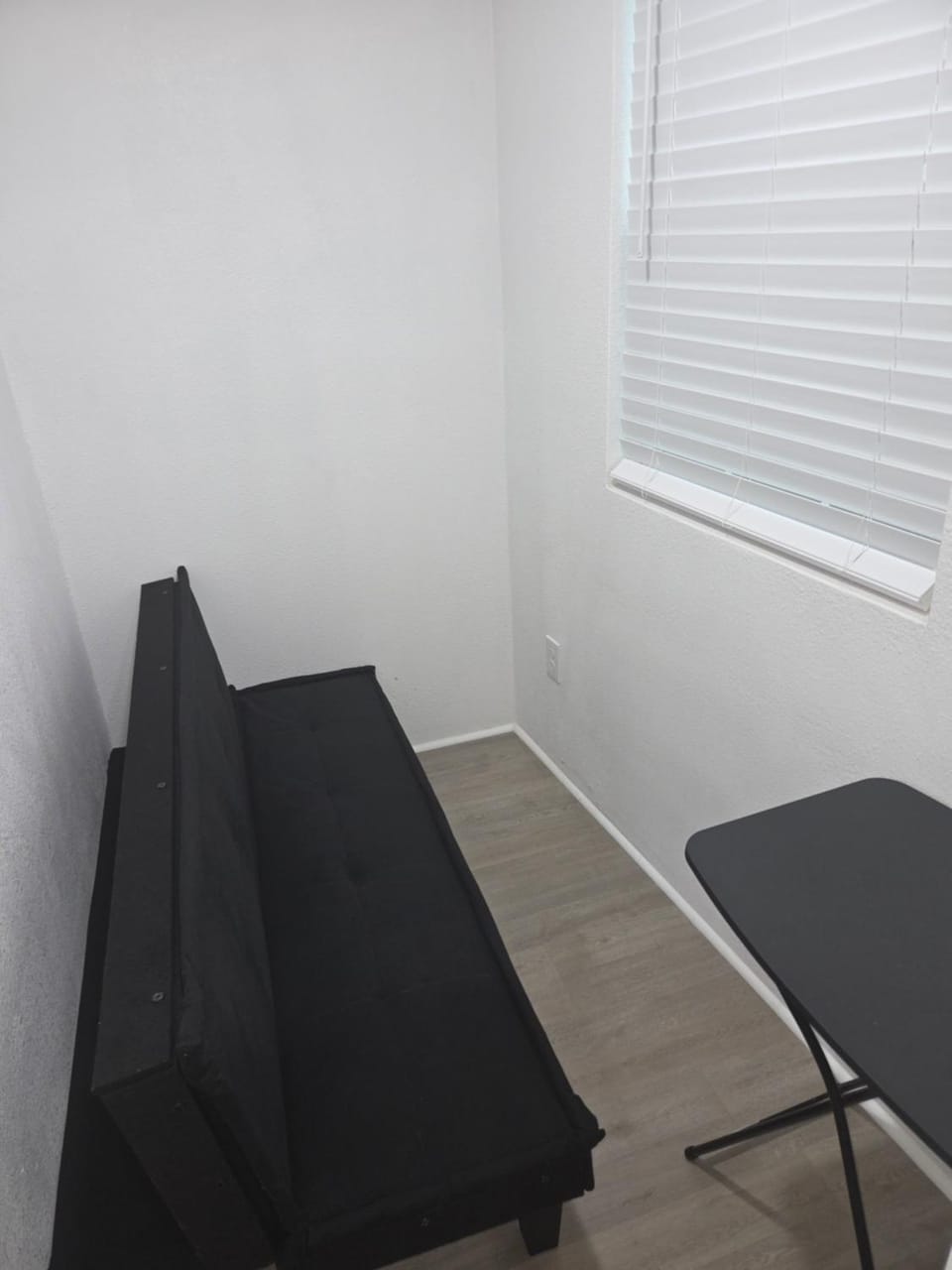 Extraordinary Tiny House, Beautiful neighborhood Apartment in Cypress