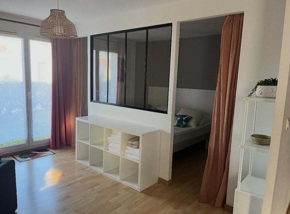 Appartement André Calme et proche centre-ville Apartment in Pays de la Loire
