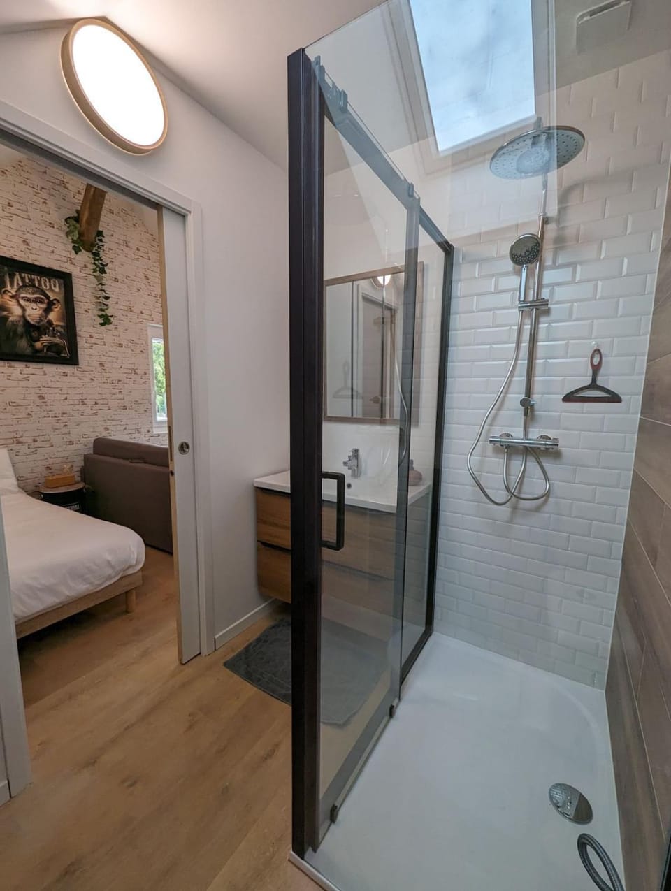 Le Studio Neo-Retro Apartment in Bourgogne-Franche-Comté