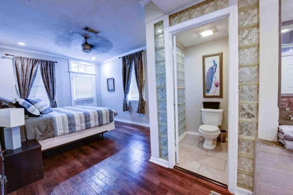 Studio - French Quarter's edge Apartment in Faubourg Marigny