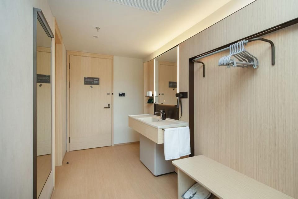 JI Hotel Shanghai New International Expo Centre Hotel in Shanghai