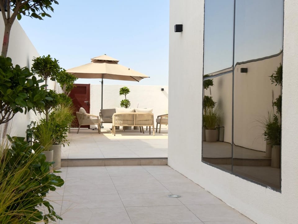 Serenity Stay - Boutique Guesthouse Hostel in Abu Dhabi
