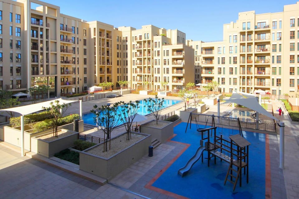 Property building, Pool view, Swimming pool