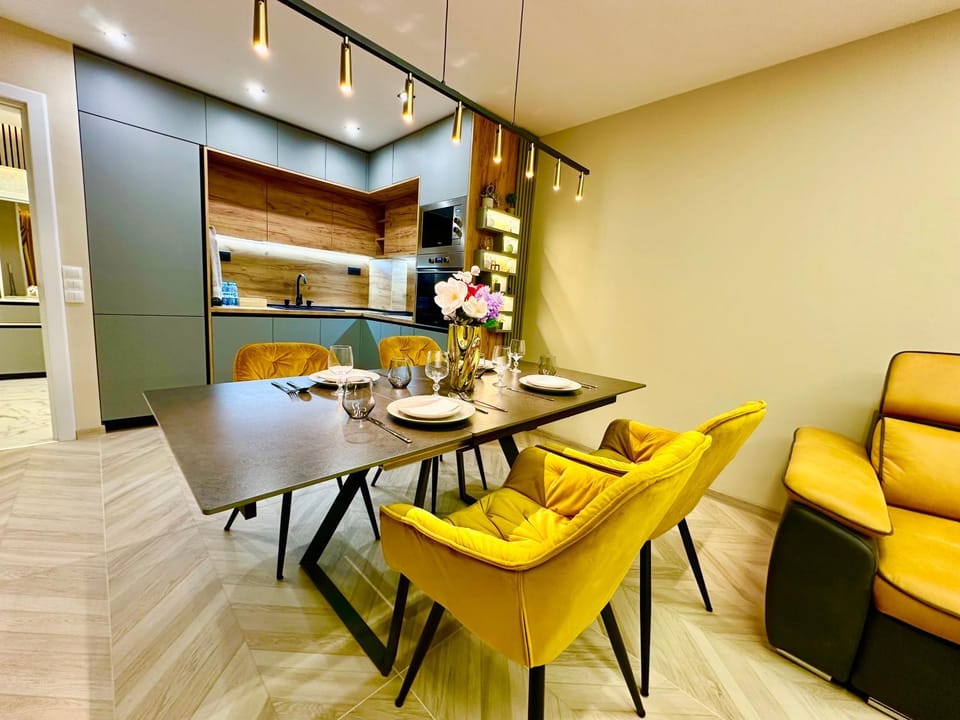Regatta Park 1BR Exclusive Suite Parking Included Apartment in Plovdiv