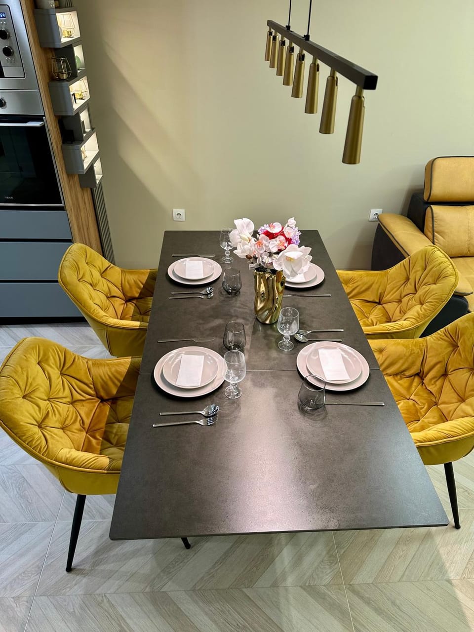 Regatta Park 1BR Exclusive Suite Parking Included Apartment in Plovdiv