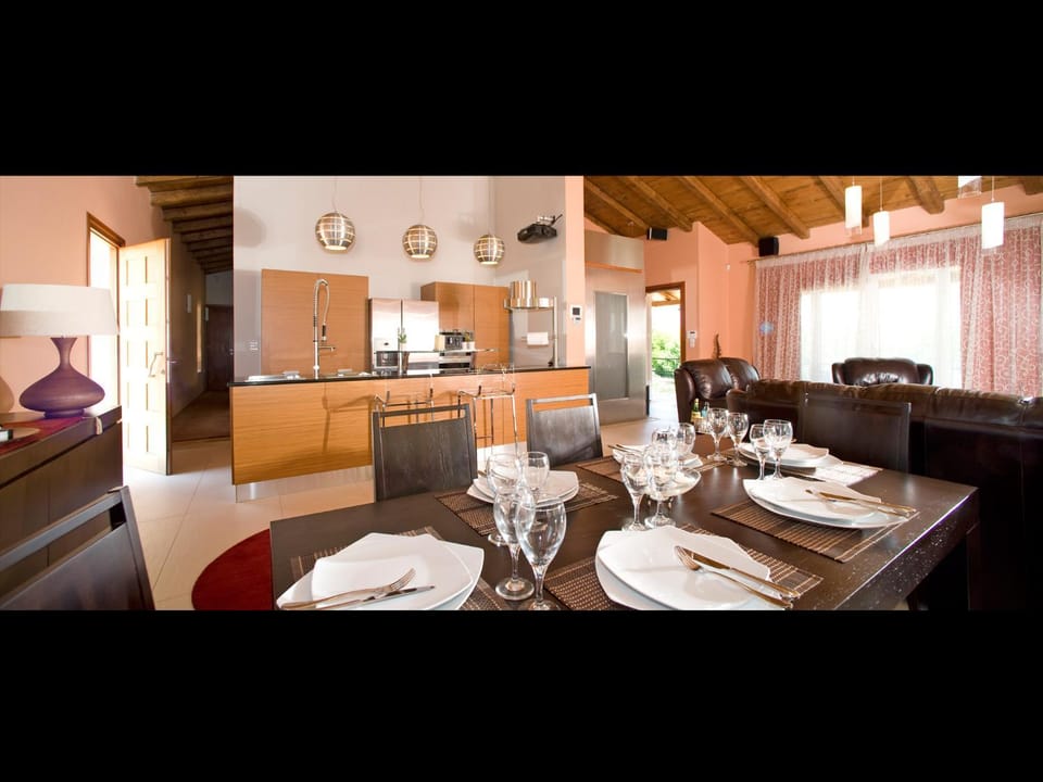 Villa Exclusive with Tennis Villa in Peloponnese, Western Greece and the Ionian