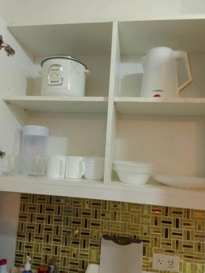 Azure Resort Condo with Man-Made Beach Pool Apartment hotel in Paranaque