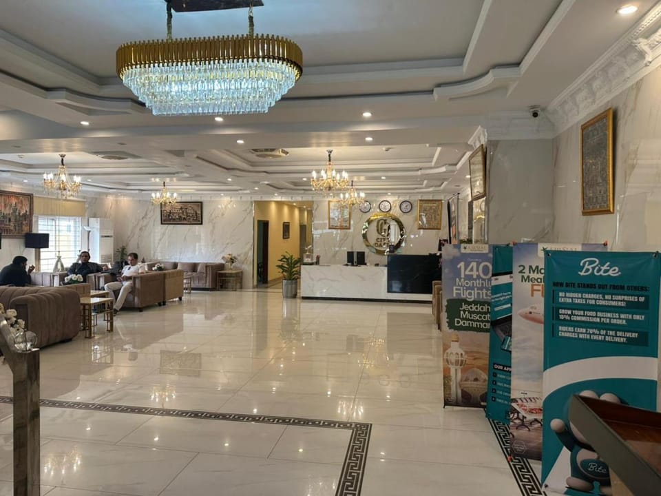 Lobby or reception, Seating area