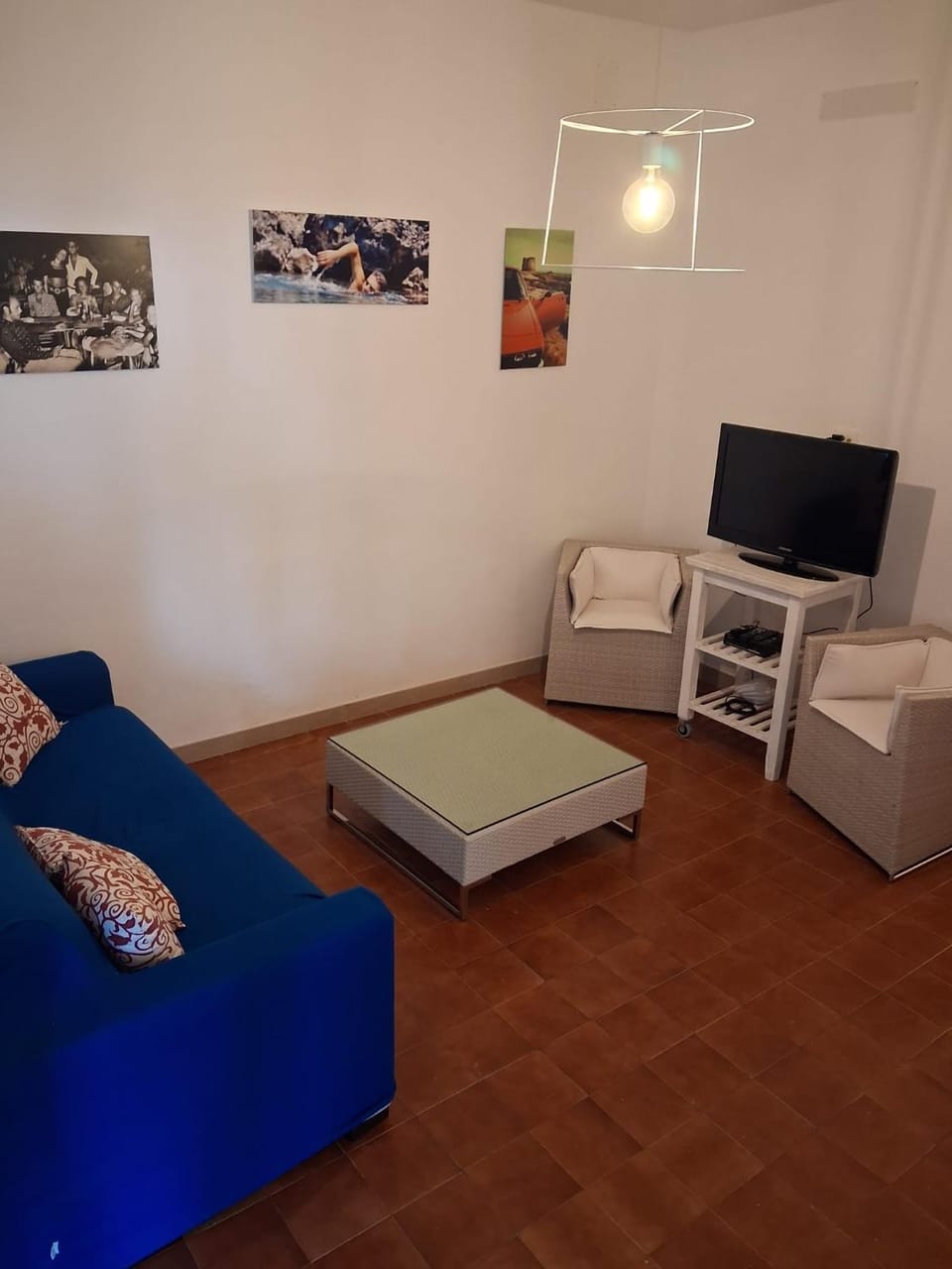 Communal lounge/ TV room
