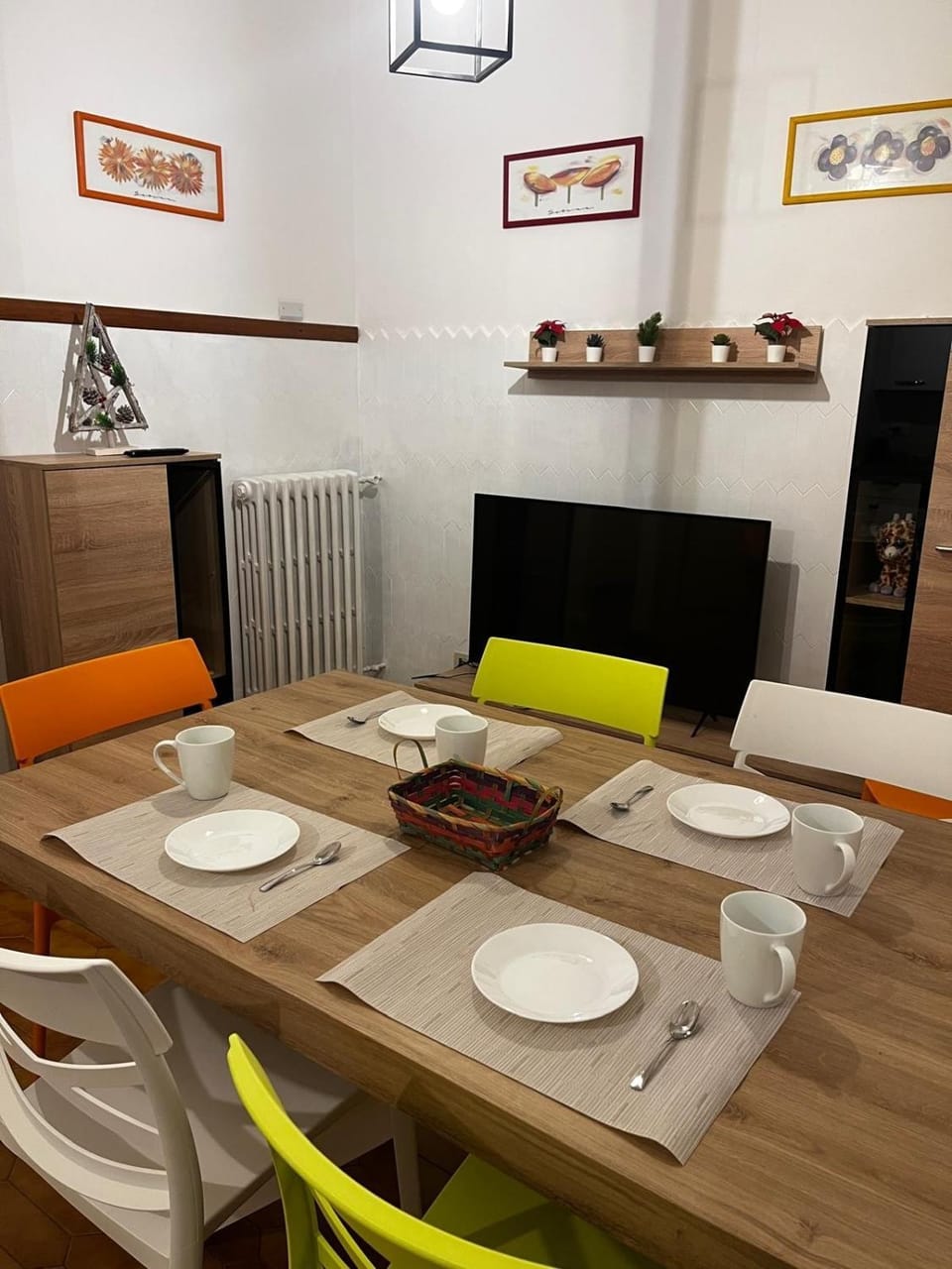 Kitchen or kitchenette, kitchen