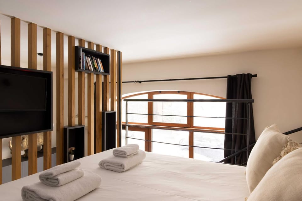TV and multimedia, Bedroom