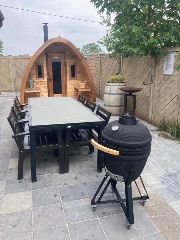 BBQ facilities, Garden, Balcony/Terrace, Spa and wellness centre/facilities