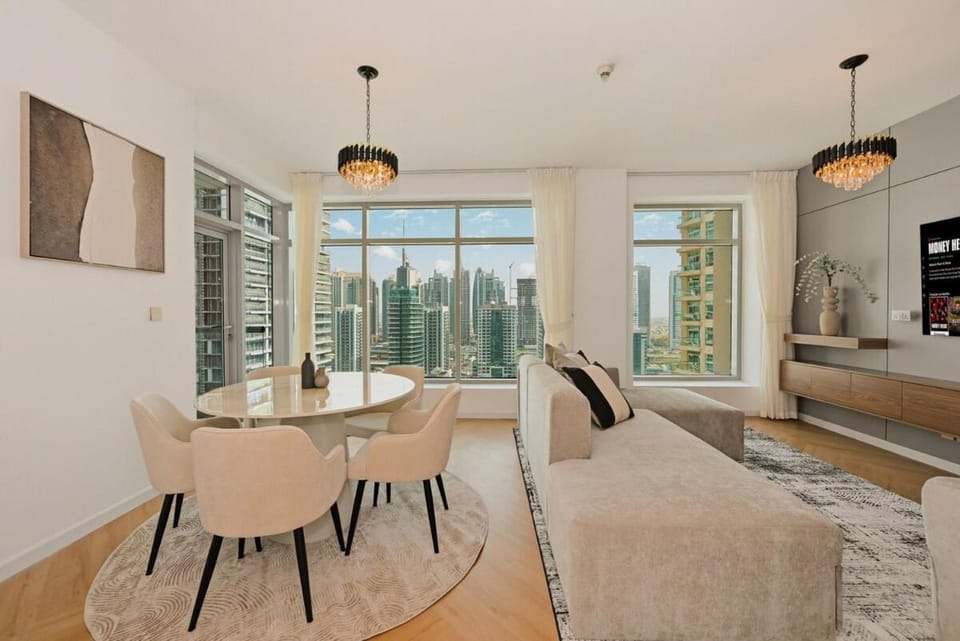 Curated High-Floor 2BR Sofa Bed Marina Water View Apartment in Dubai