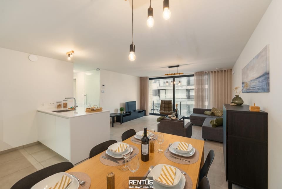 Living room, Seating area, Dining area, kitchen