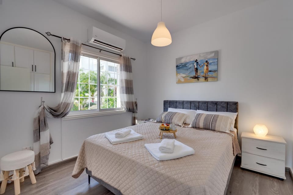 Oceanic Pearl Villa Deluxe - 200m from beach Villa in Oroklini