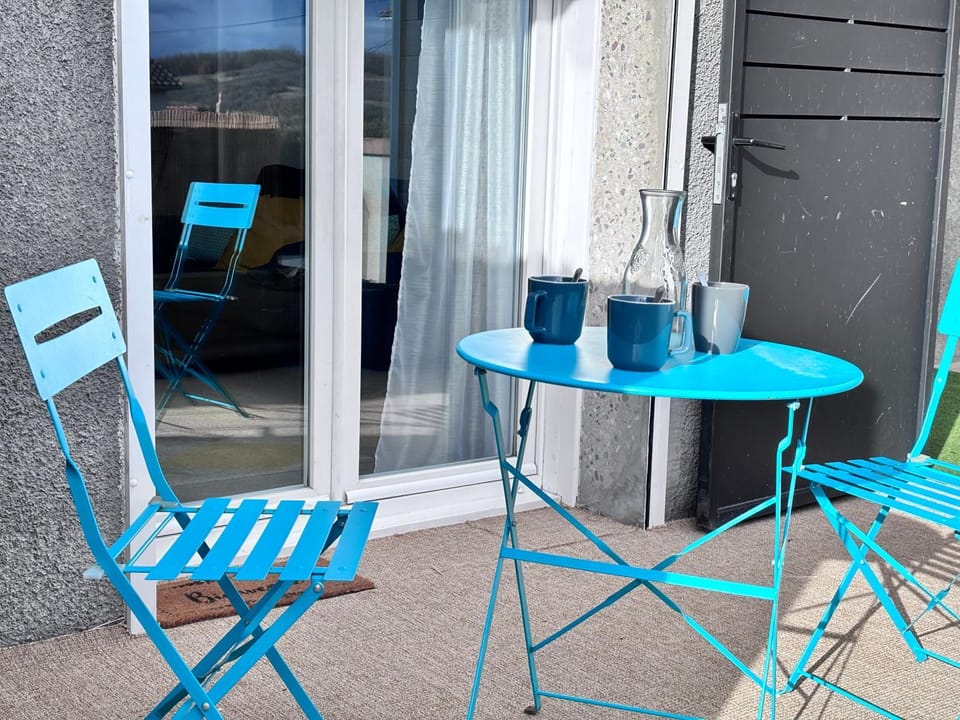 Patio, Seating area, Dining area