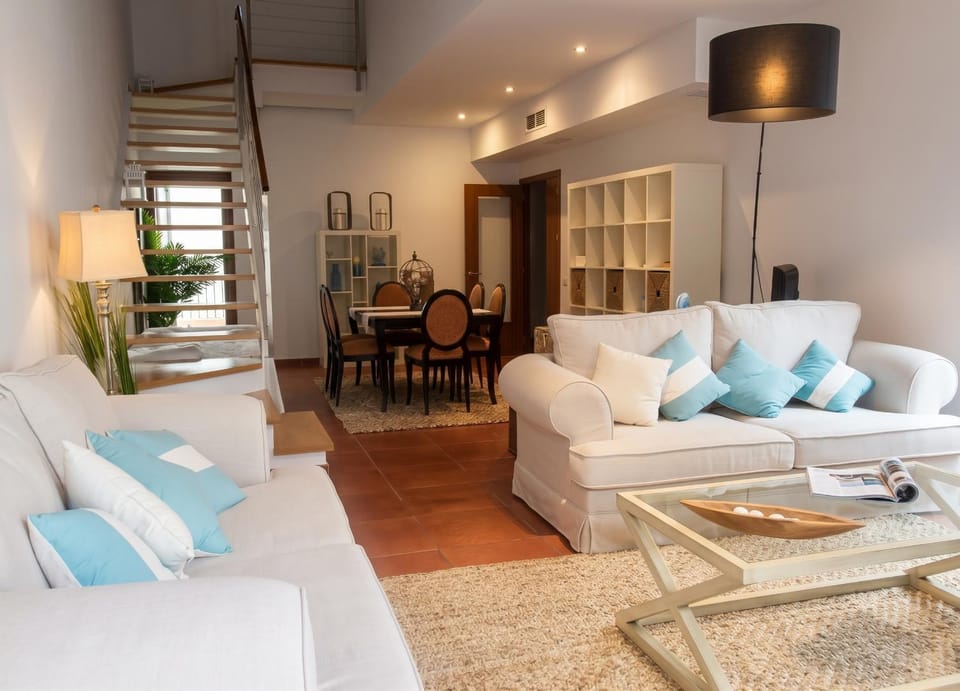 Lounge or bar
