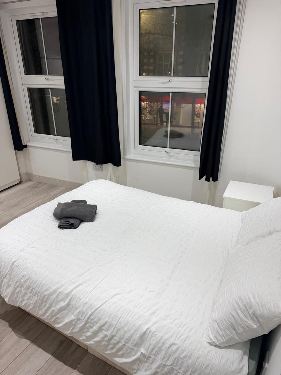Modern Studios Elephant and Castle Bed and Breakfast in London Borough of Southwark
