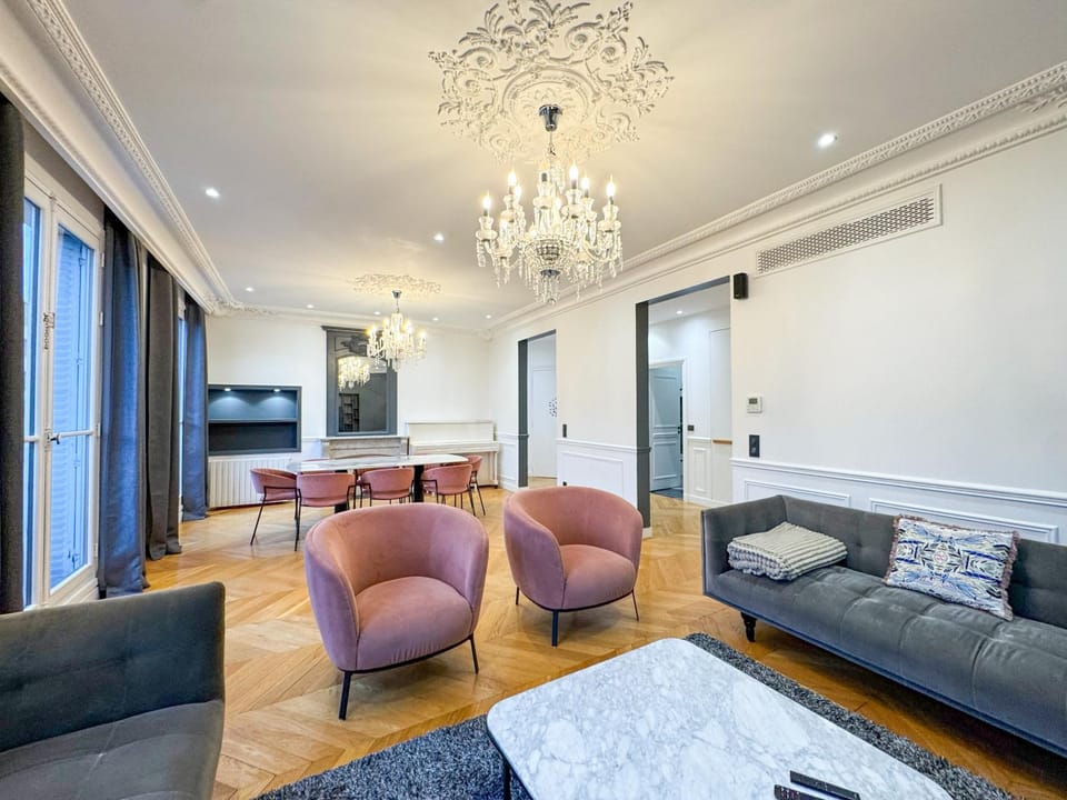 UrbanFlat 222 - Appartement Paris 17 en Bail Mobilite Apartment in Levallois-Perret