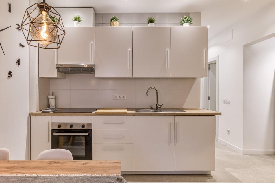 Kitchen or kitchenette, Living room
