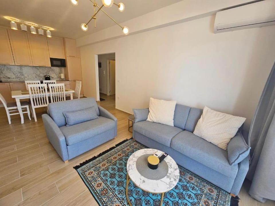 TV and multimedia, Living room, kitchen