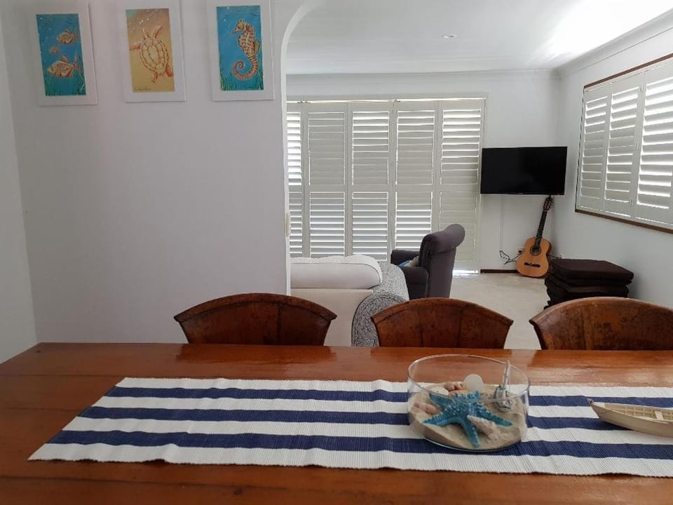 Burgess Beach Forster Gem House in Forster