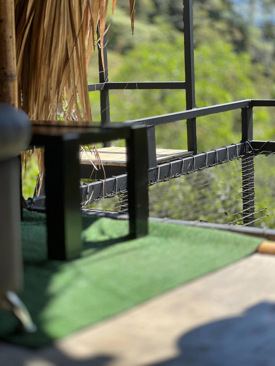 Green view glamping cabin with unlimited Jacuzzi Cabin in Cocorná