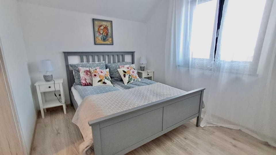 Apartament Brama do Natury z Prywatną Sauną i Tarasem przy Lesie - 5D Apartments Apartment in Lower Silesian Voivodeship