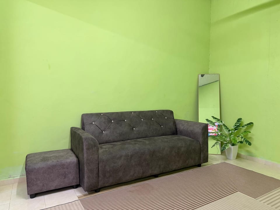 Homestay De Acacia Rumah Nyatuh House in Terengganu, Malaysia