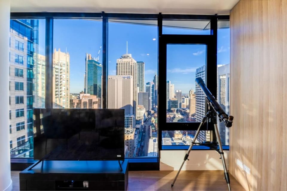 Sydney Observatory Home Luxe 2BR with City views and pool Apartment in Sydney