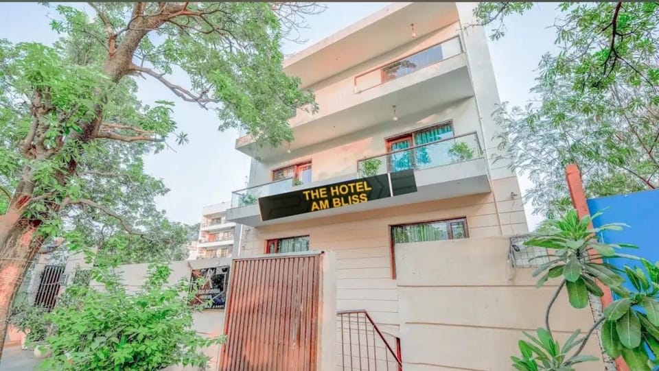 Property building, Balcony/Terrace