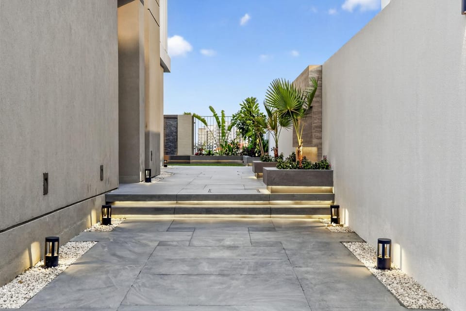 Property building, Inner courtyard view