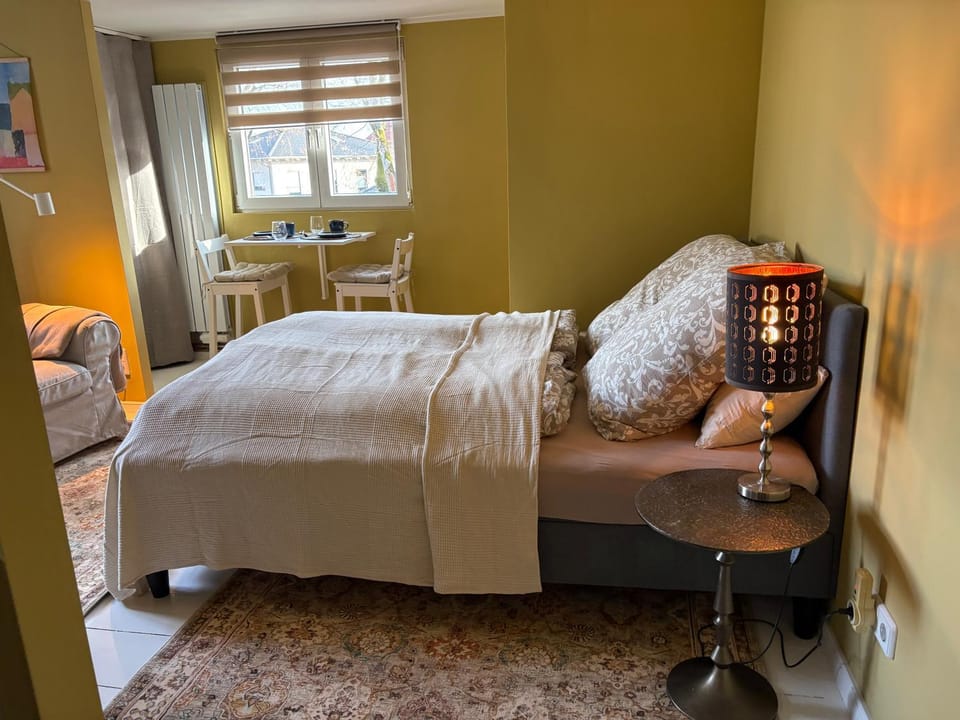 Living room, Dining area, Bedroom