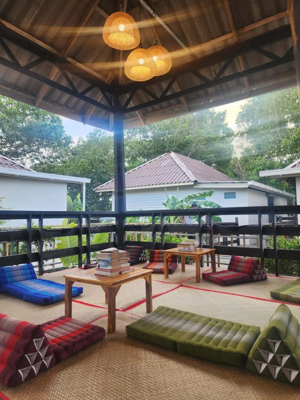 Garden, Living room, Seating area, Garden view