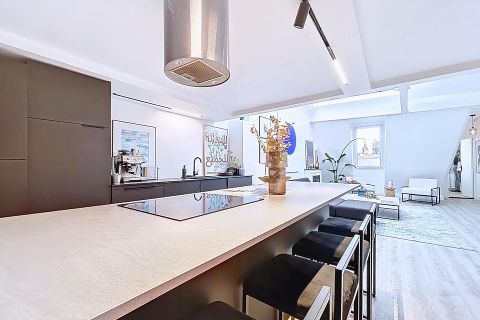 Splendid loft near Beaubourg Apartment in Paris