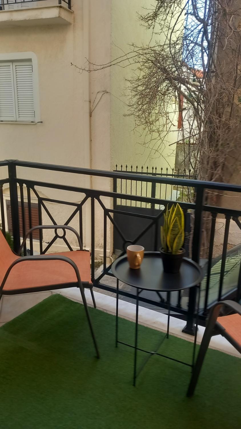 Cozy & Spacious Apartment Walk to Vathy Center Apartment in Samos, Greece