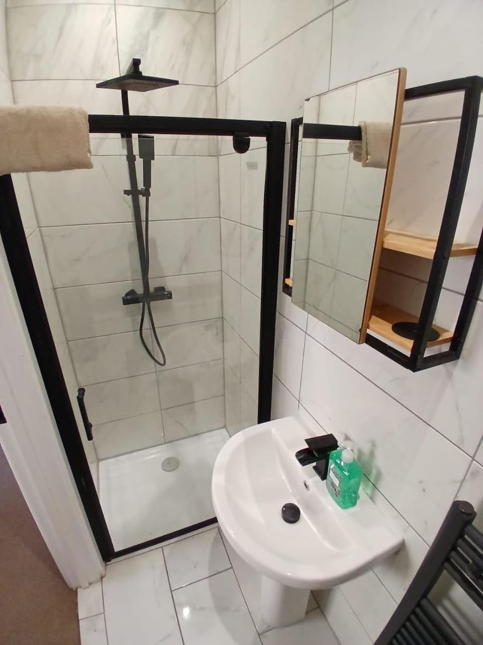 Victoria Guest Apartment Bed and Breakfast in Ramsgate