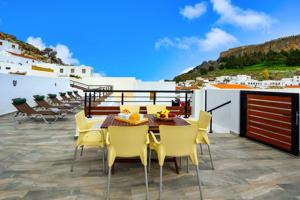 Patio, Natural landscape, View (from property/room), Balcony/Terrace, Mountain view