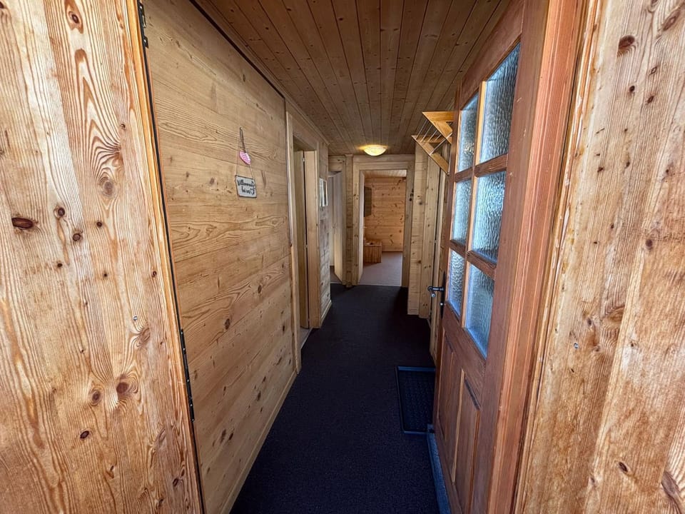Chalet Messfluh DG Apartment in Canton of Valais