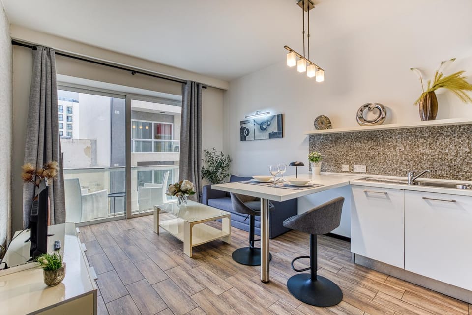 The Joe Residence - 401 Apartment in Saint Julians